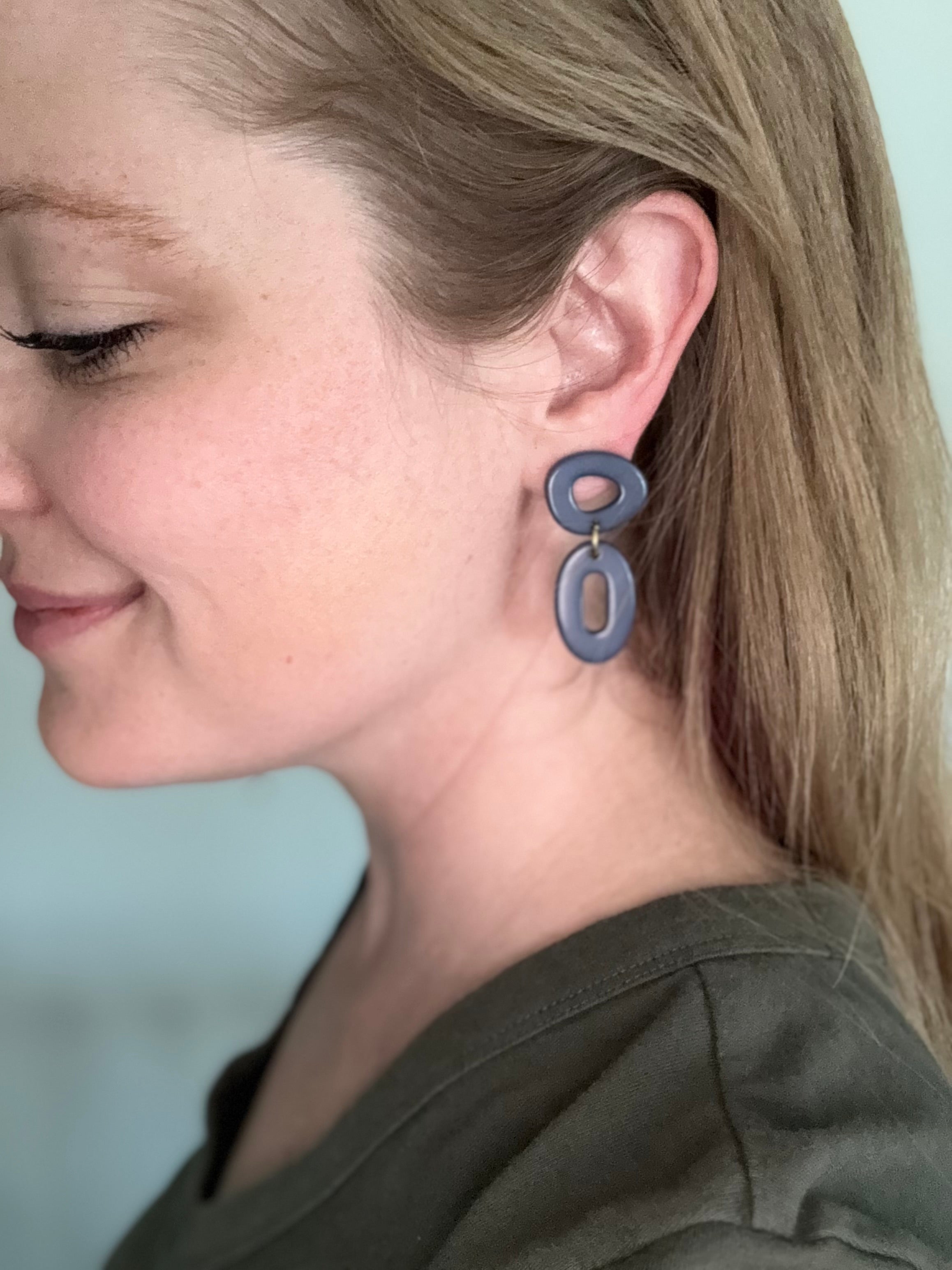 Link Resin Drop Earrings
