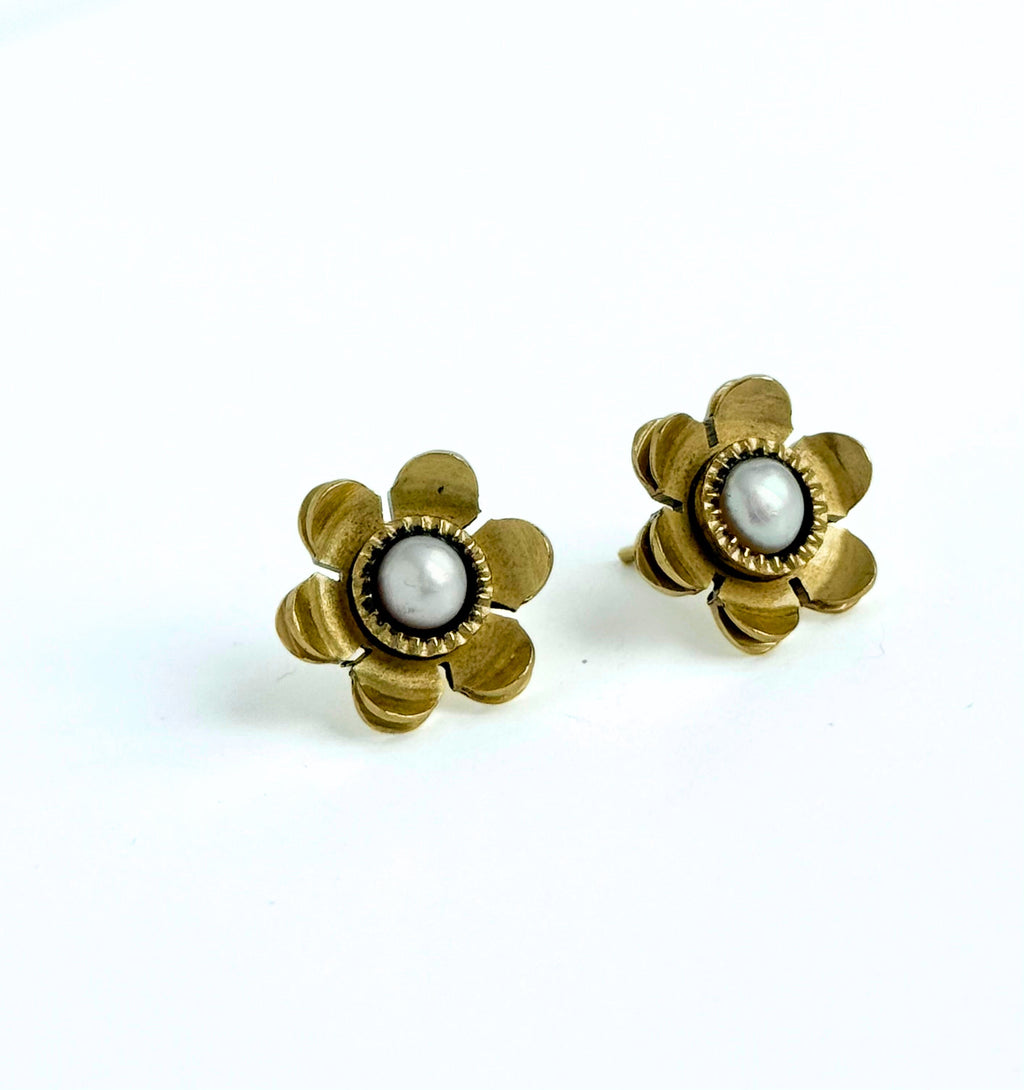 Bloom Pearl Brass Stud Earrings